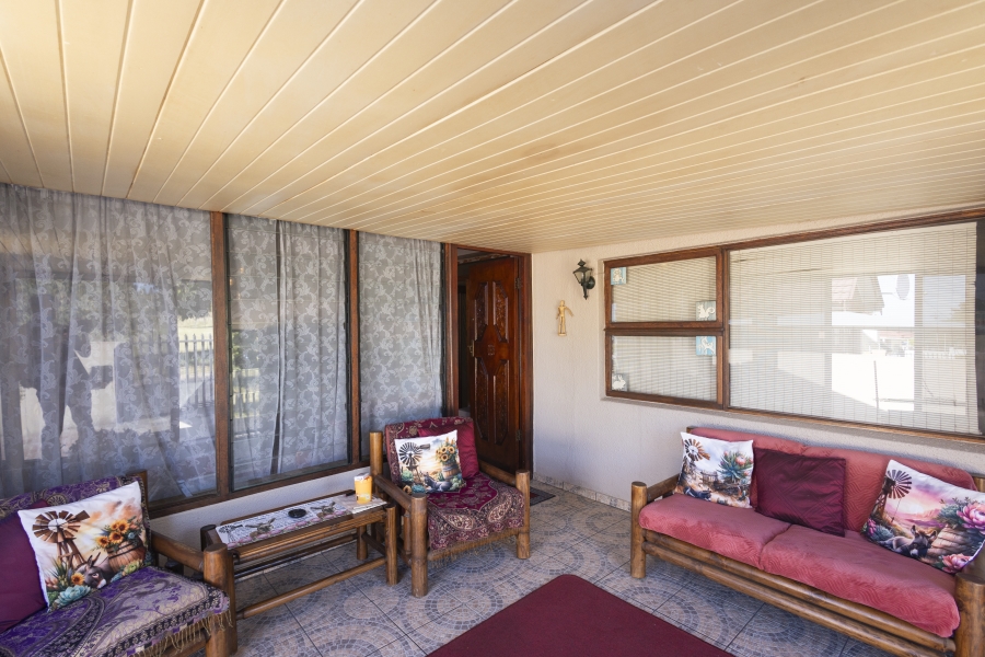 3 Bedroom Property for Sale in Avondale Western Cape